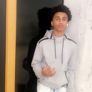 Meet your Posher, Keeron